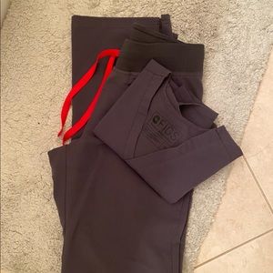 FIGS charcoal scrubs set sz XXS